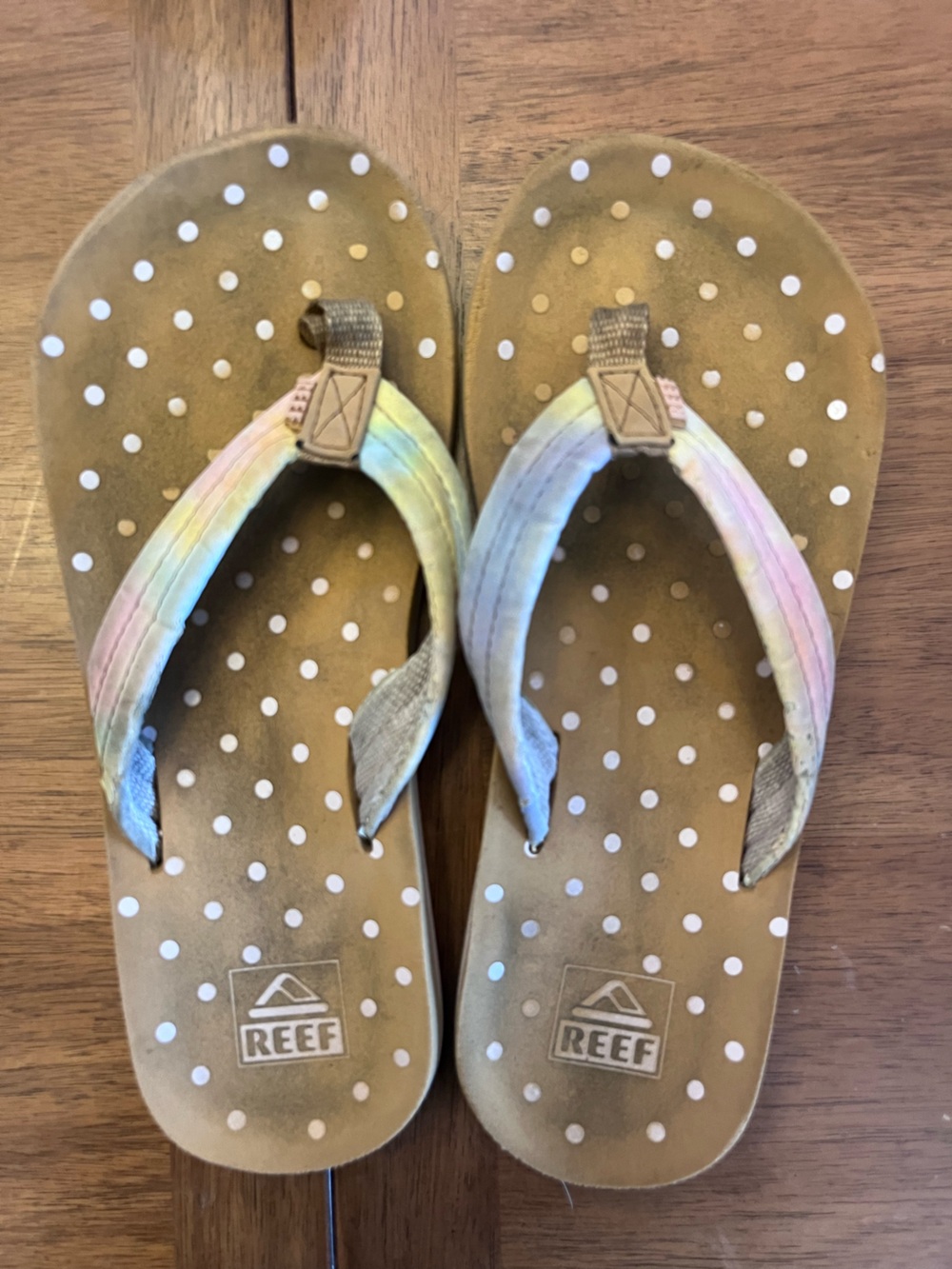 Reef Kids Pastel Rainbow Polka Dot Flip Flops